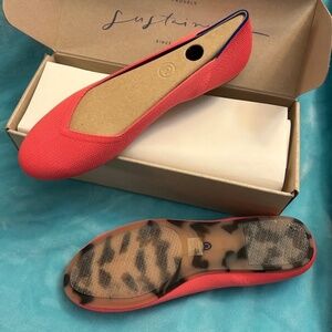 Rothy's original flats, grapefruit pink, 11.5, NIB